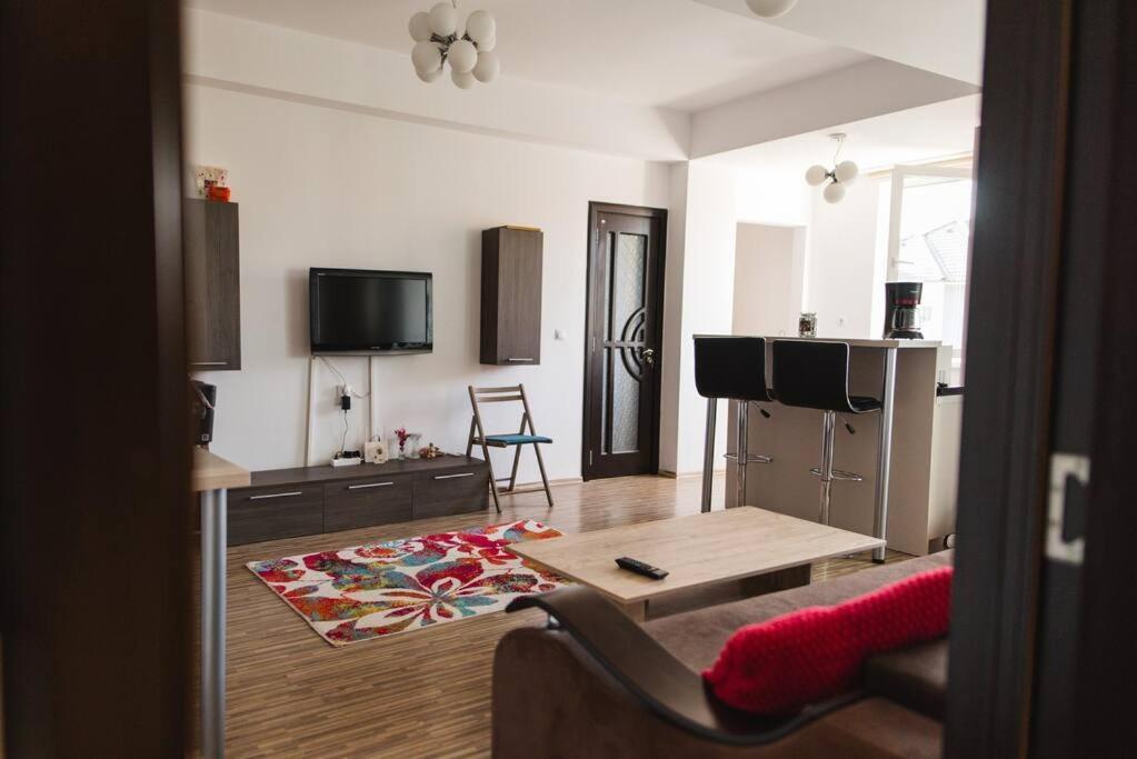 2 Bedroom Apt Park Belvedere Сібіу Екстер'єр фото